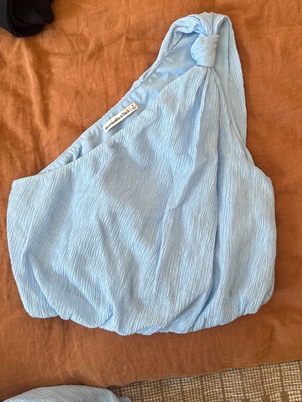 Abercrombie Crinkle 2 One Shoulder Set - Picture 3 of 6